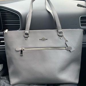 Like New Coach Handbag